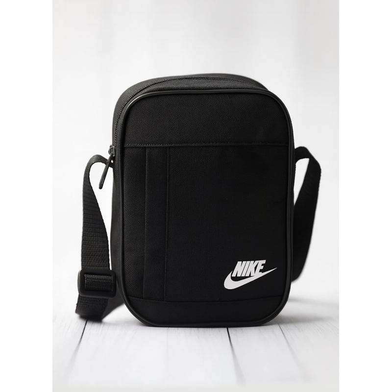Барсетка Nike чорна чоловіча (сумка через плече) Барсетка Nike чорна чоловіча (сумка через плече)