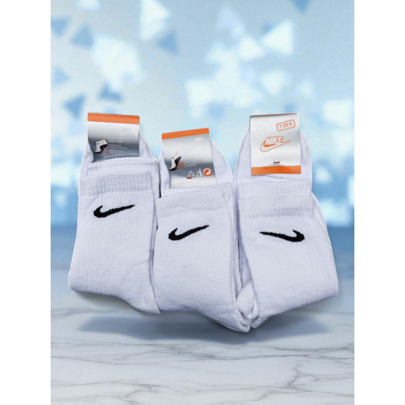 6 пар шкарпеток NIKE зимові махрові білі 41-44р. 6 пар шкарпеток NIKE зимові махрові білі 41-44р.