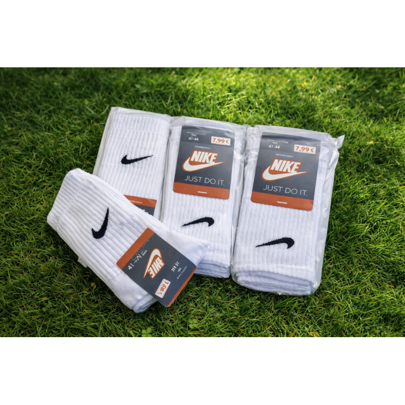6 пар в упаковці, шкарпетки NIKE високі білі 36-39р. 6 пар в упаковці, шкарпетки NIKE високі білі 36-39р.