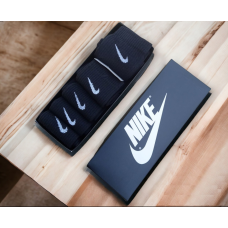 5 пар у коробці, подарунковий набір шкарпеток NIKE чорні 41-44р.