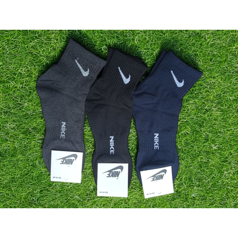 12 пар в упаковці шкарпетки середні 3 кольори NIKE 41-45 грн. 12 пар в упаковці шкарпетки середні 3 кольори NIKE 41-45 грн.
